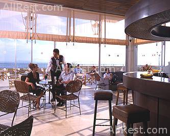 Nissaki Beach Hotel 10